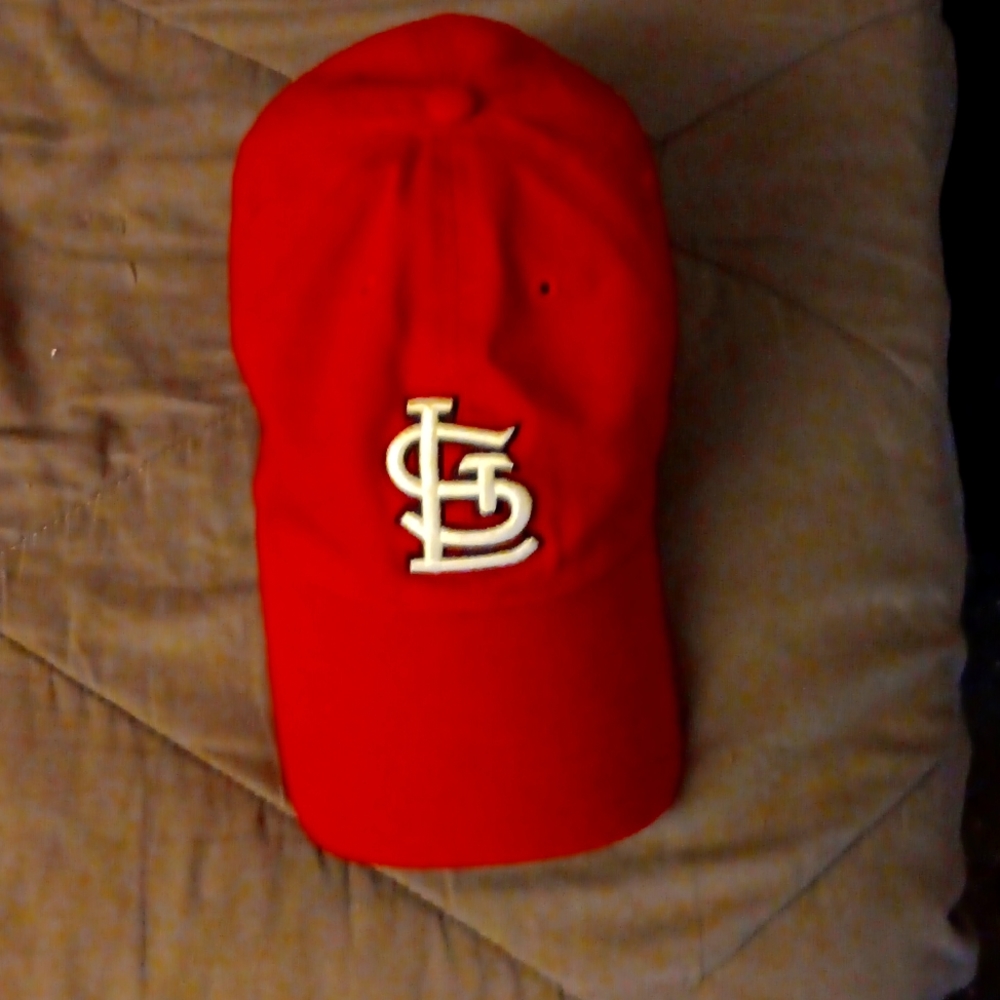 St. Louis Cardinals adjustable OSFA hat
